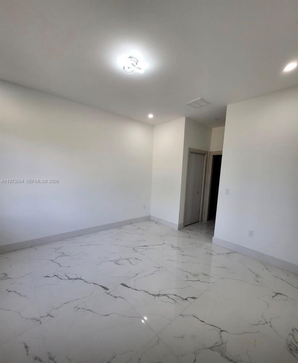 718 Robert Ave, Lehigh Acres, FL 33936 Photo