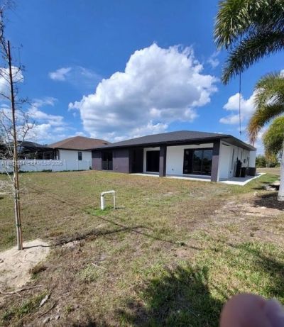 718 Robert Ave , Lehigh Acres, FL 33936 Photo