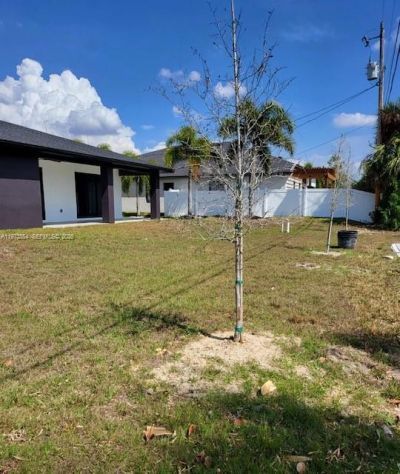 718 Robert Ave , Lehigh Acres, FL 33936 Photo