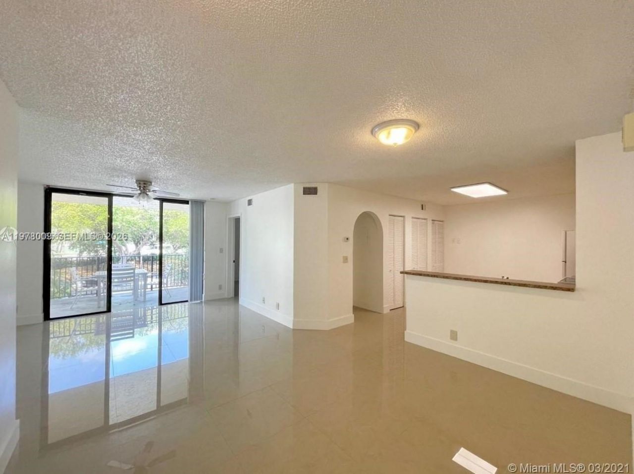 10131 W Sunrise Blvd, Unit 204, Plantation, FL 33322 Photo