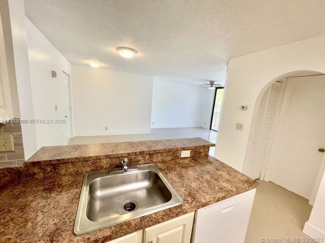 10131 W Sunrise Blvd, Unit 204, Plantation, FL 33322 Photo