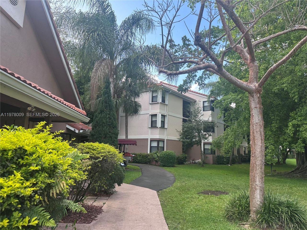 10131 W Sunrise Blvd, Unit 204, Plantation, FL 33322 Photo
