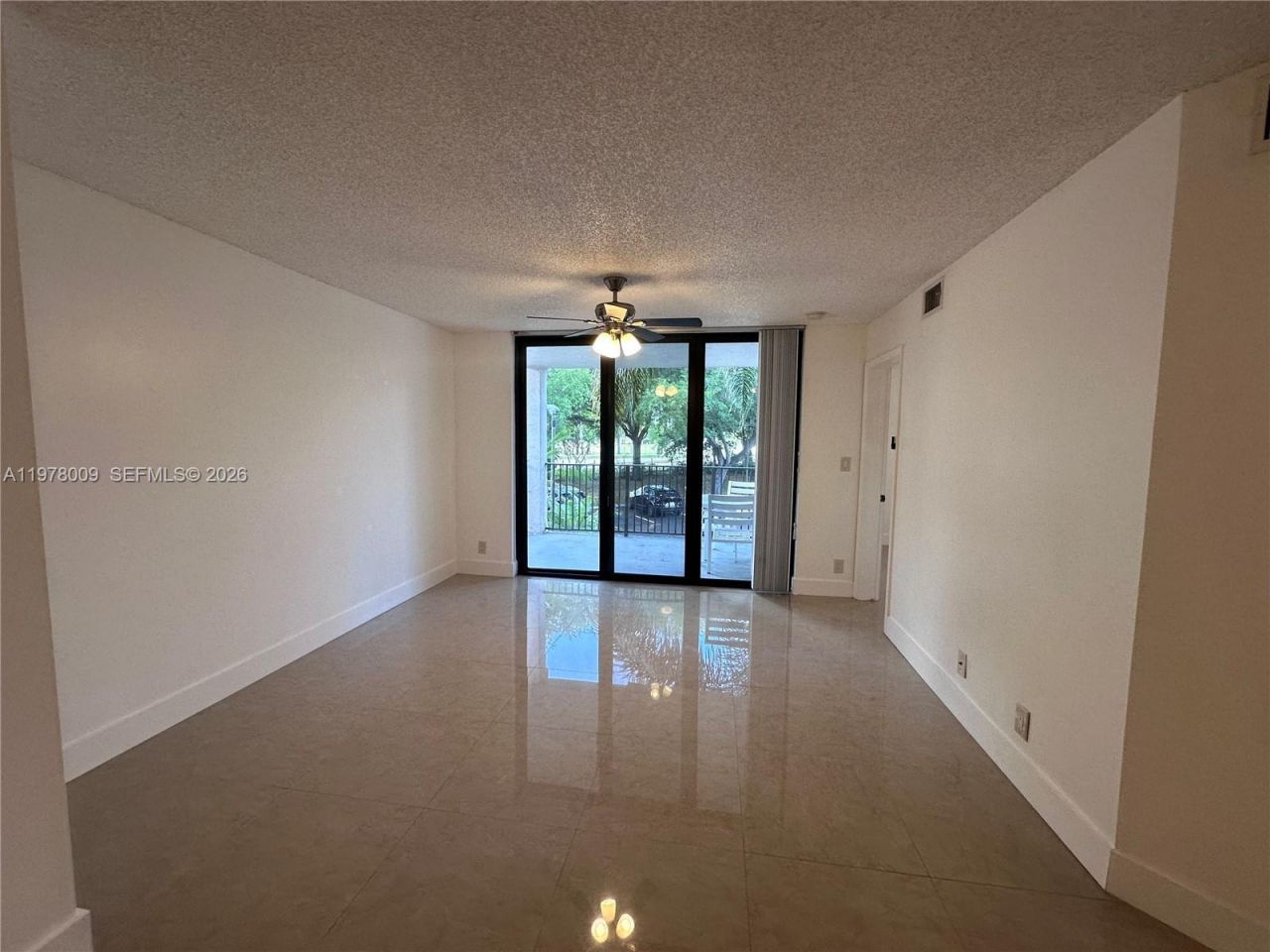 10131 W Sunrise Blvd, Unit 204, Plantation, FL 33322 Photo