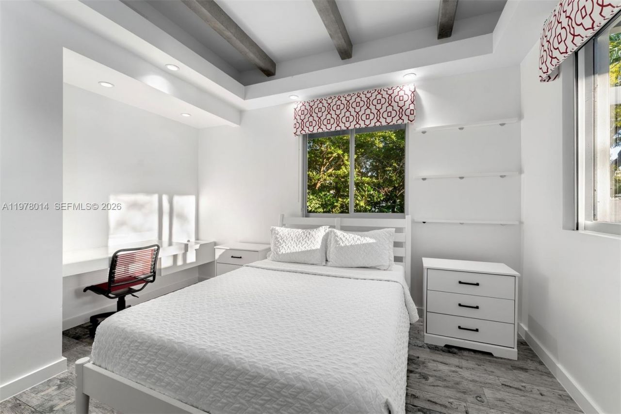 101 SW 21st Rd , Miami, FL 33129 Photo