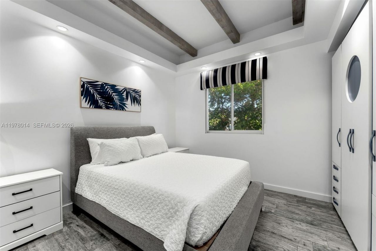 101 SW 21st Rd , Miami, FL 33129 Photo