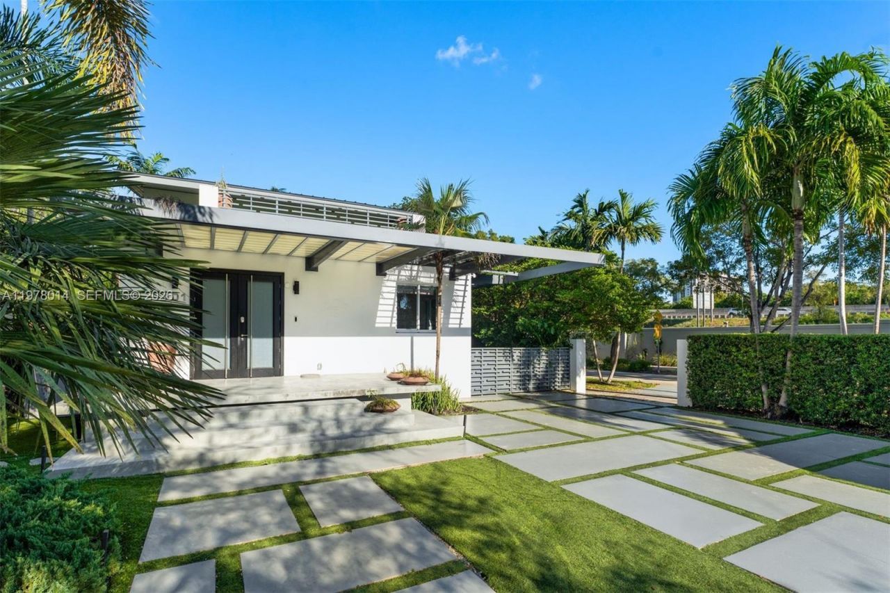 101 SW 21st Rd , Miami, FL 33129 Photo