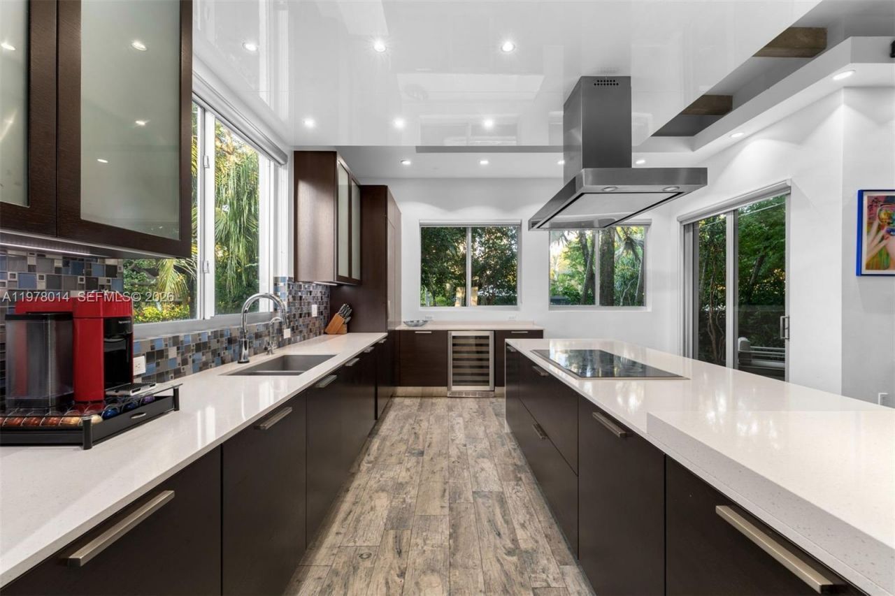 101 SW 21st Rd , Miami, FL 33129 Photo