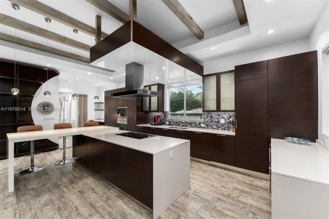 101 SW 21st Rd , Miami, FL 33129 Photo