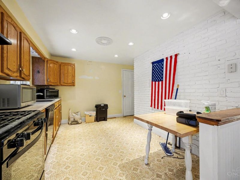 735 Loda Drive, Union Twp, OH 45245 Photo 5