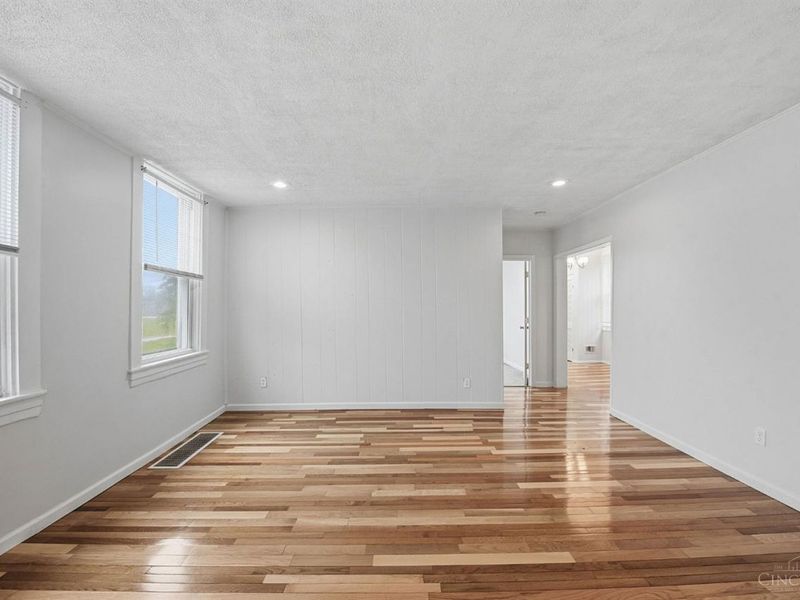 4294 Mayhew Avenue, Cincinnati, OH 45238 Photo 11