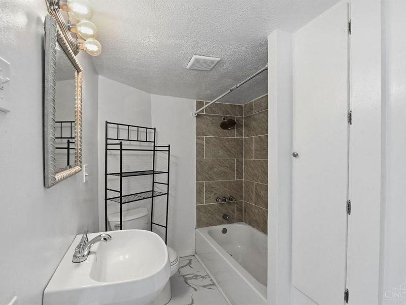 4294 Mayhew Avenue, Cincinnati, OH 45238 Photo 25