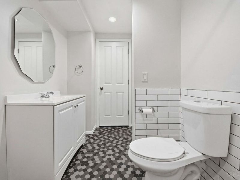 4294 Mayhew Avenue, Cincinnati, OH 45238 Photo 35