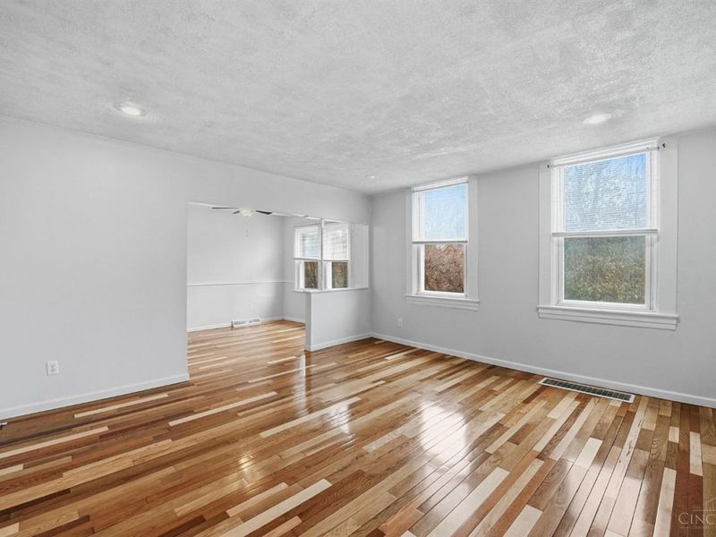 4294 Mayhew Avenue, Cincinnati, OH 45238 Photo 9