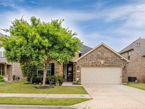 612 Sundrop Drive, Little Elm, TX 75068