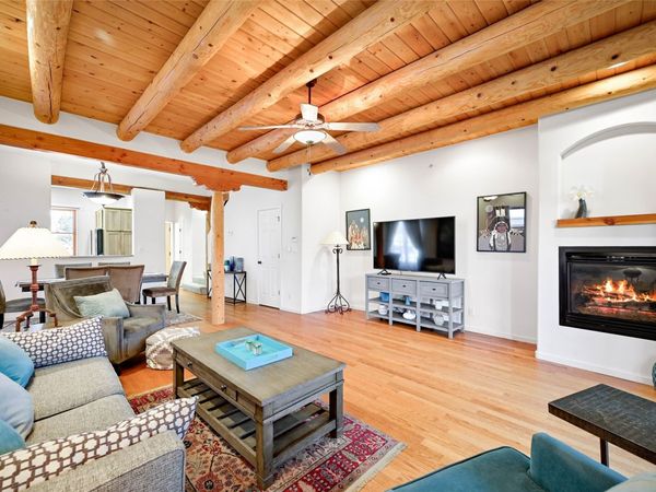 601 San Mateo Road W, Unit 196, Santa Fe, NM 87505