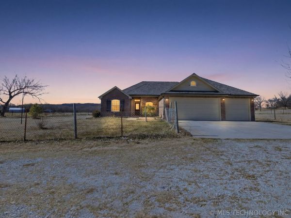 3025 Grimes Road , Beggs, OK 74421