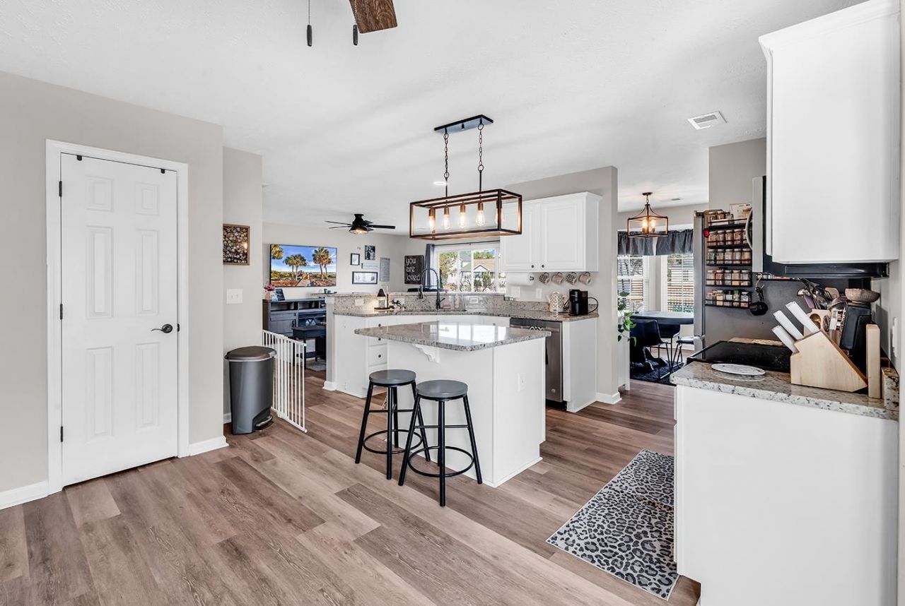 4640 E Walkerton Rd. Photo 16