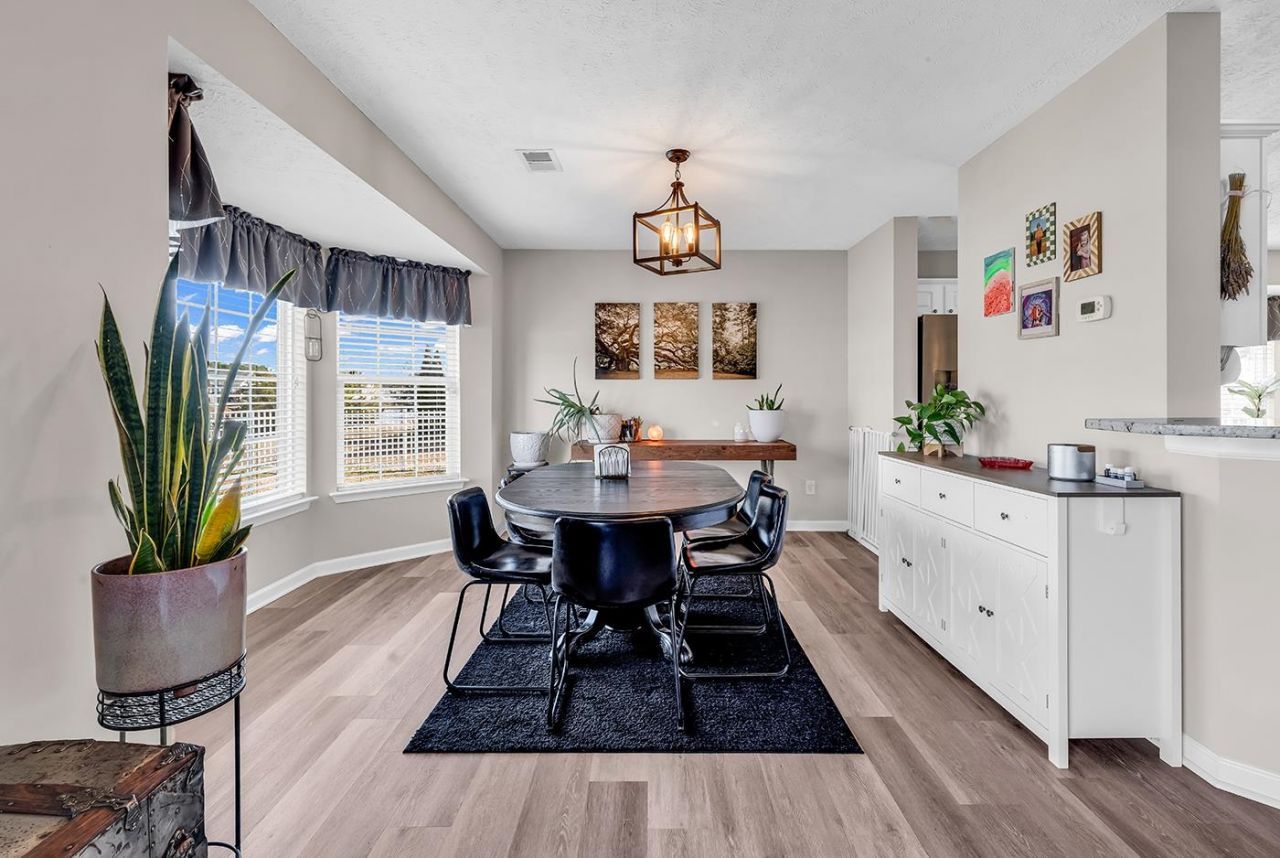 4640 E Walkerton Rd. Photo 7