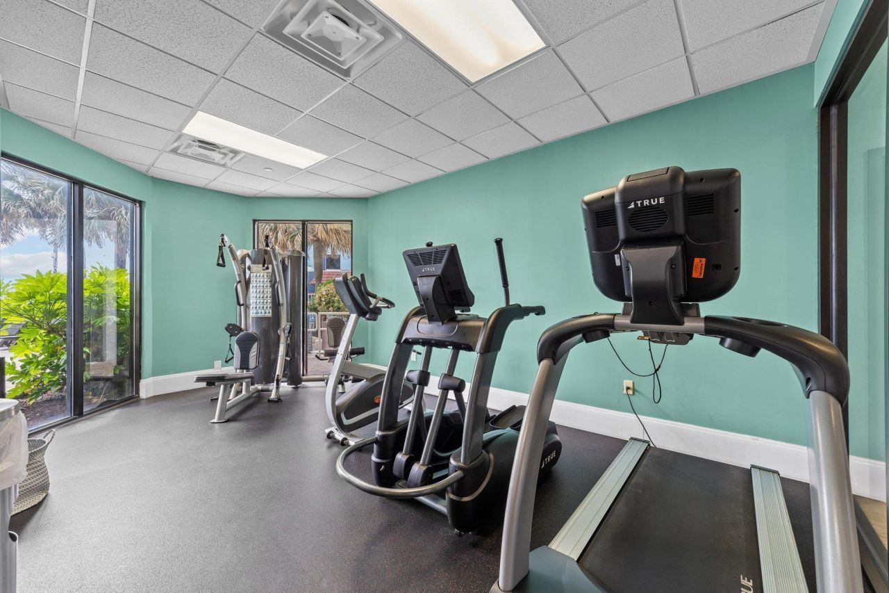 2701 N Ocean Blvd.  Photo 22