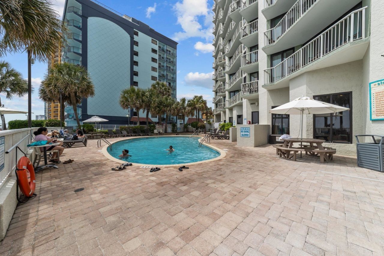 2701 N Ocean Blvd.  Photo 24