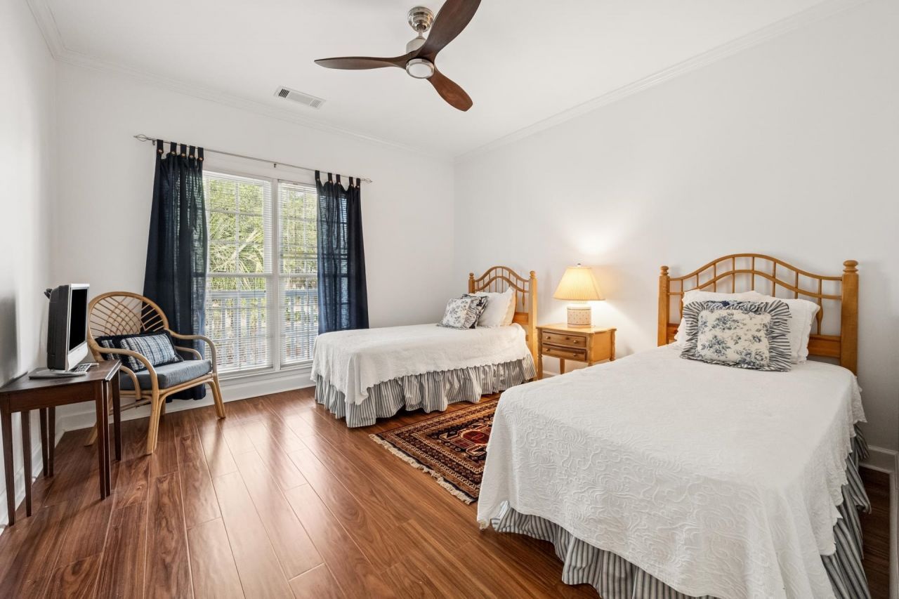 261 Marsh Lake Dr. Photo 22