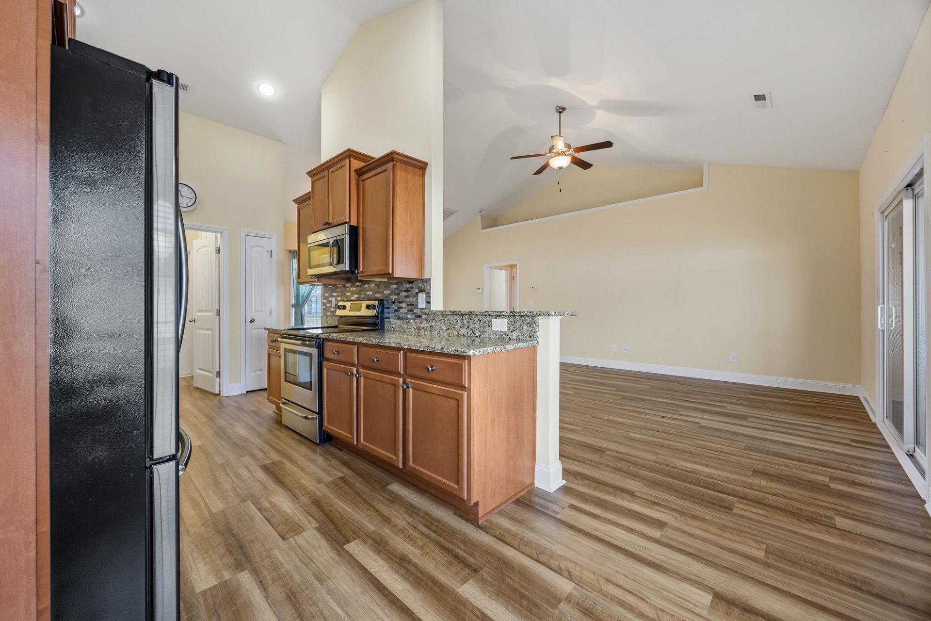 609 Fieldwoods Dr. Photo 10