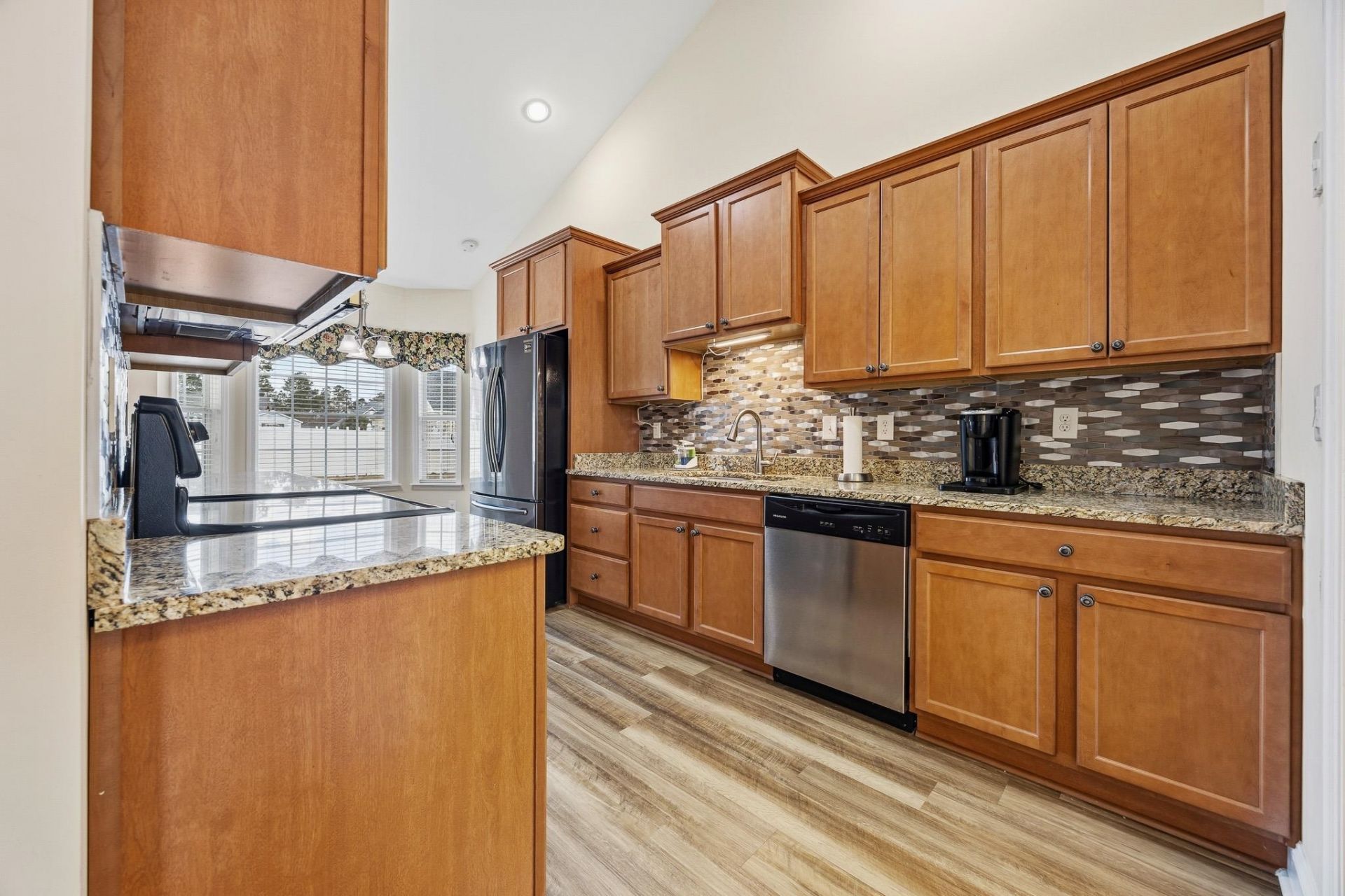 609 Fieldwoods Dr. Photo 13