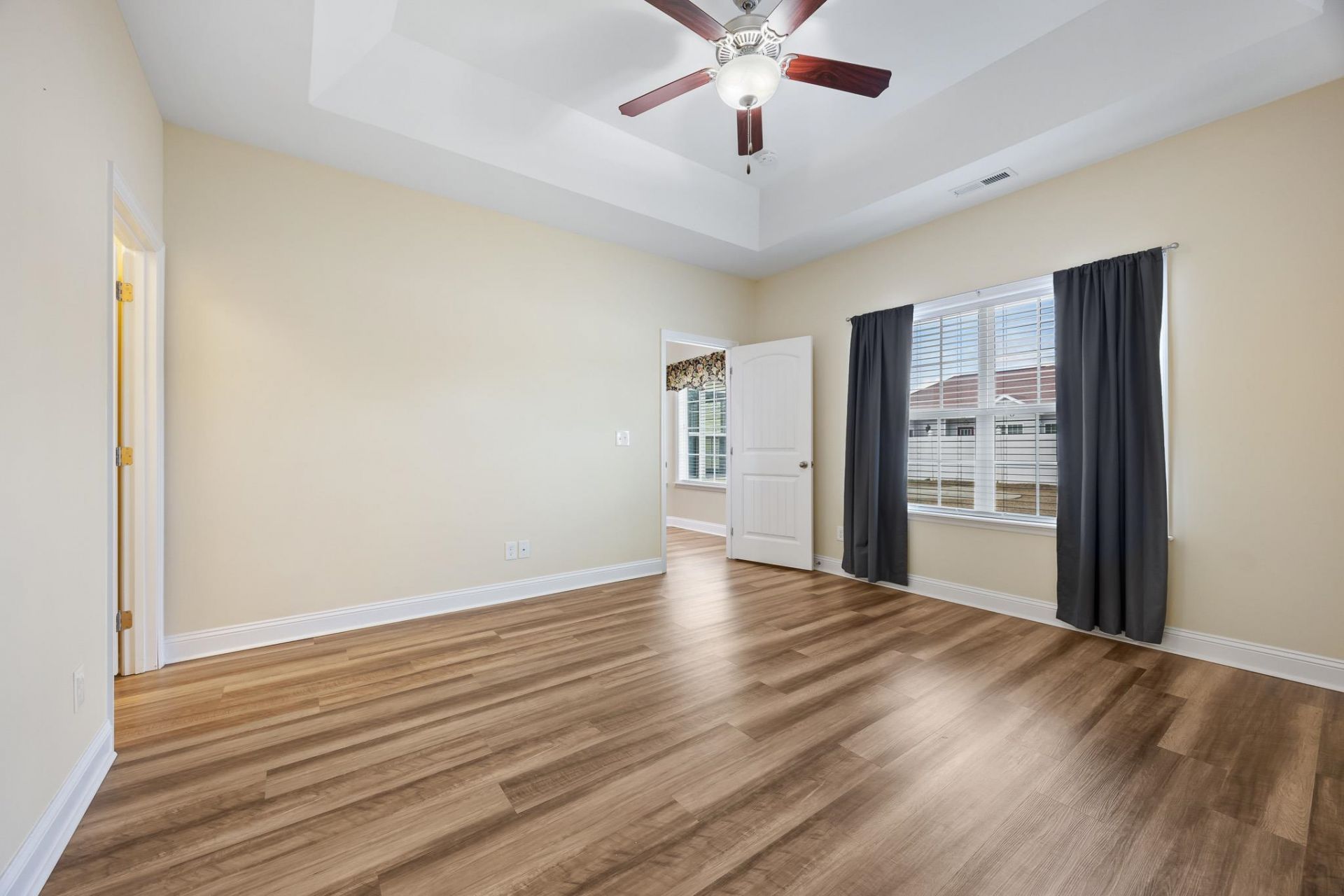 609 Fieldwoods Dr. Photo 16