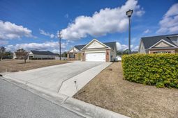 609 Fieldwoods Dr. photo 4