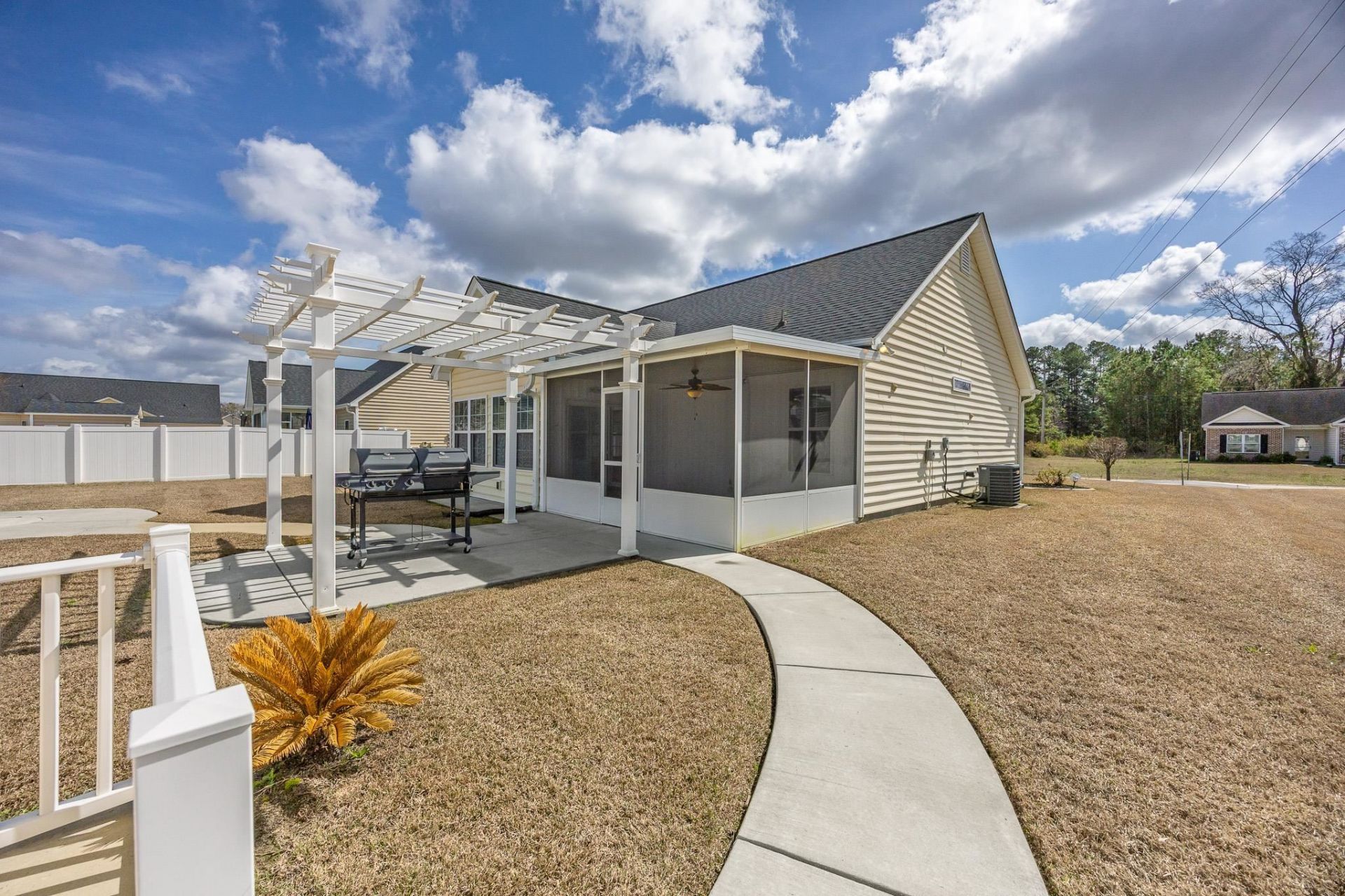 609 Fieldwoods Dr. Photo 42