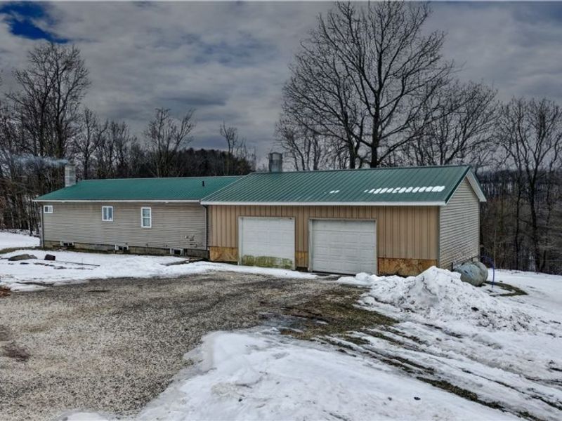 2026 Brussel Road NE, Carrollton, OH 44615 Photo 2