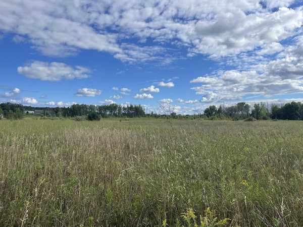 SUMMERSET CIRCLE, Sturgeon Bay, WI 54235