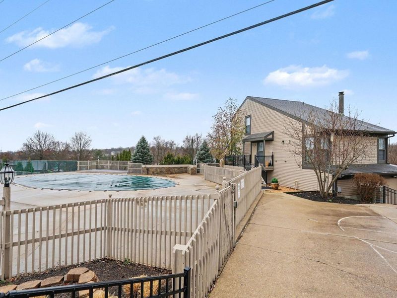 7085 Sweetwater Drive, Florence, KY 41042 Photo 17