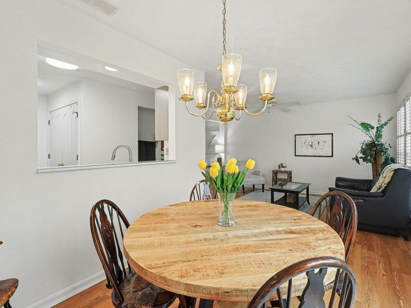 7085 Sweetwater Drive, Florence, KY 41042 Photo 3