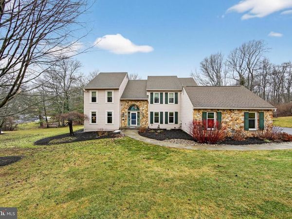 1533 GLENMONT LANE , WEST CHESTER, PA 19380