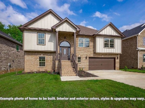 1022 Vendue Ave, Clarksville, TN 37042