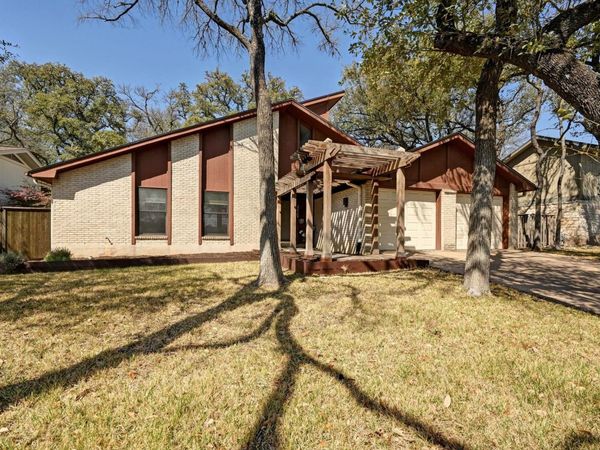 8504 Tallwood DR, Austin, TX 78759