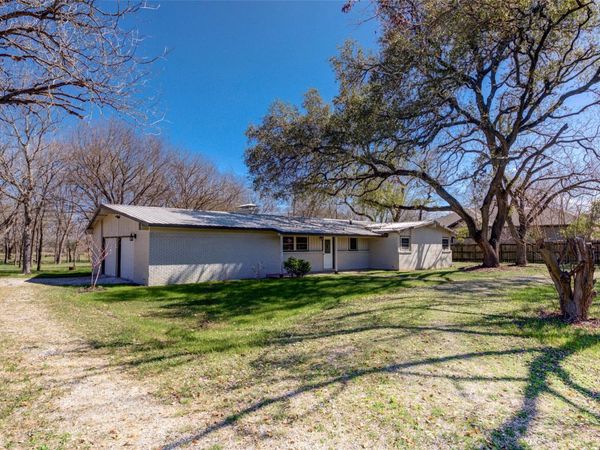 11811 Sleepy Hollow RD, Manchaca, TX 78652
