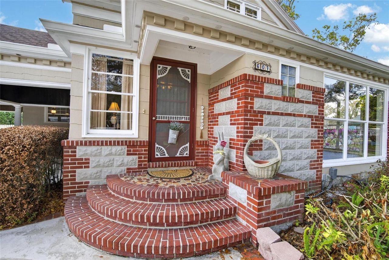 607 N Merrin Street , Plant City, FL 33563 Photo