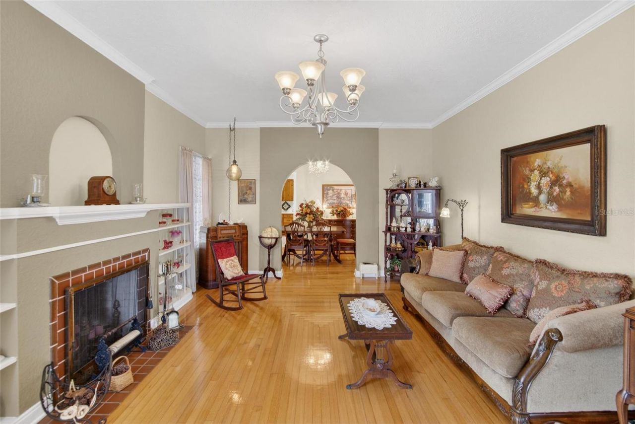 607 N Merrin Street , Plant City, FL 33563 Photo