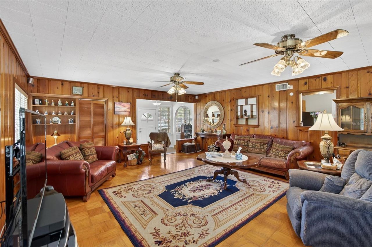 607 N Merrin Street , Plant City, FL 33563 Photo