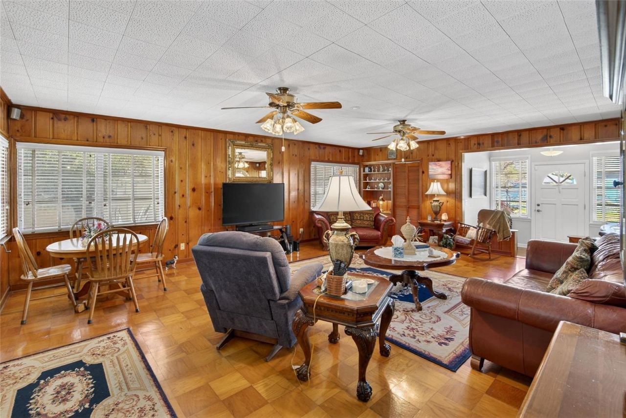 607 N Merrin Street , Plant City, FL 33563 Photo