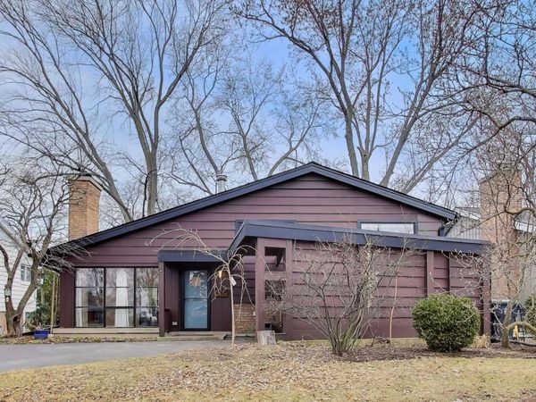 3530 Hillside Road, Evanston, IL 60201