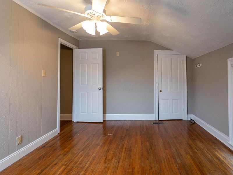 1512 Indianola Avenue , Columbus, OH 43201 Photo 11