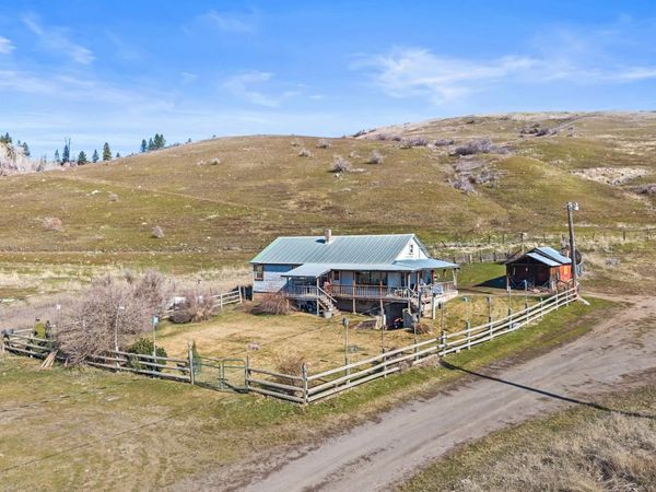 3031 Hall Creek Rd, Inchelium, WA 99138