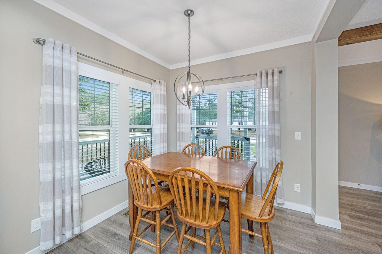 164 Albacore Road Photo 10