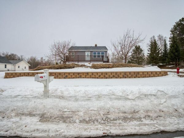 802 3rd Street NW, Chisholm, MN 55719