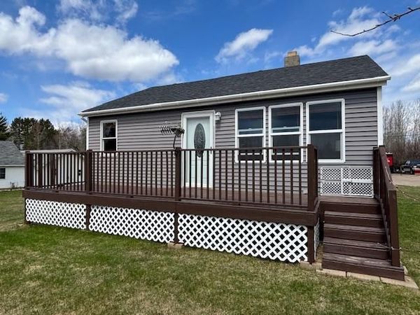 802 3rd Street NW, Chisholm, MN 55719