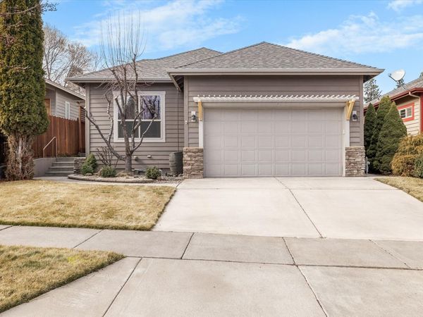 1245 SW Tanner Court, Bend, OR 97702