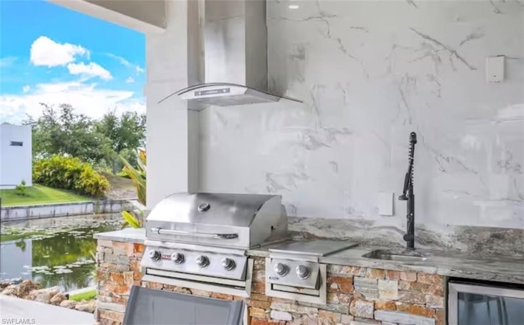 2405 SW 11th Ave, Cape Coral, FL 33991 Photo